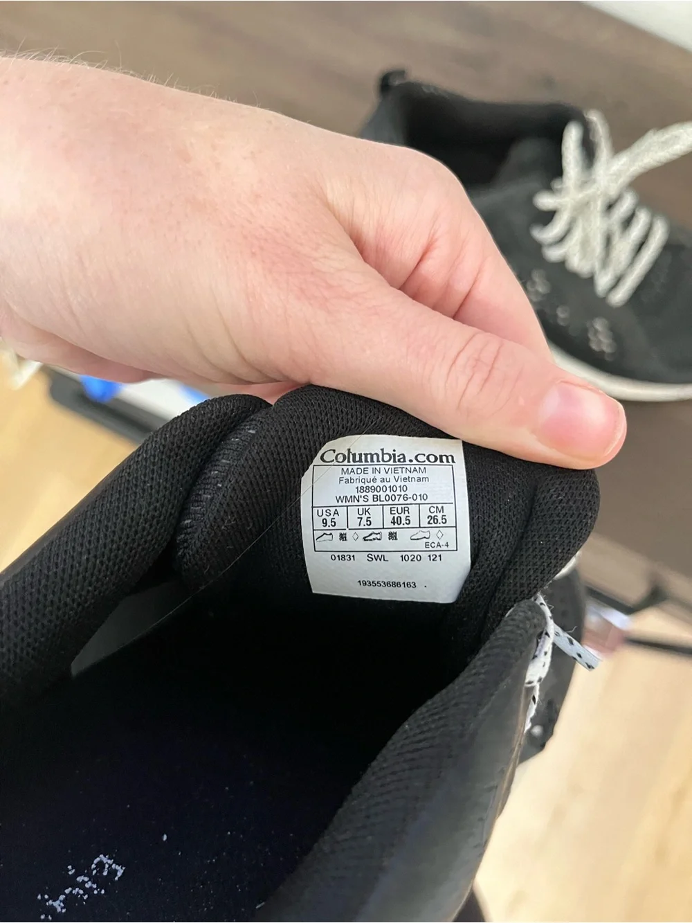 Columbia Women’s Black Athletic Sneakers with Speckled White Sole